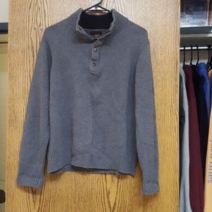 Gray Dockers quarter zip sweater